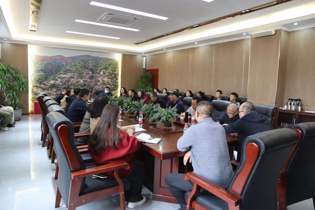 产教融合促发展，校地合作启新程——吕梁师范高等专科学校赴方山县张家塔村开展校地合作交流